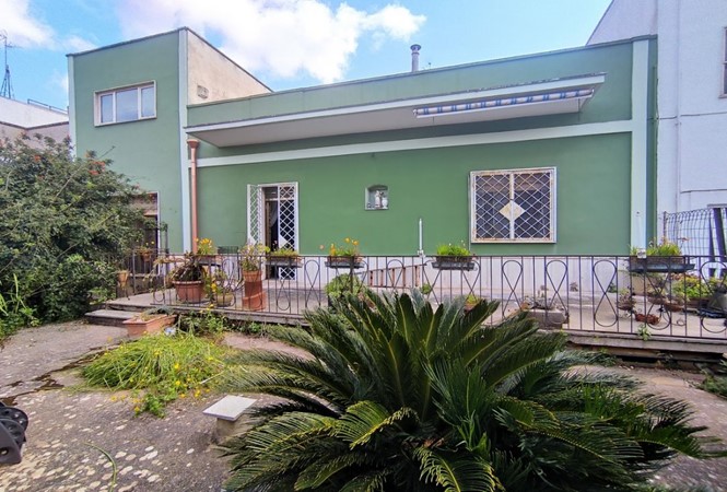 Lecce - Via Rocco Scotellaro